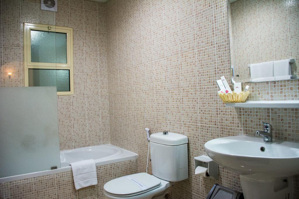 President Suites Apartments Manama Exterior photo