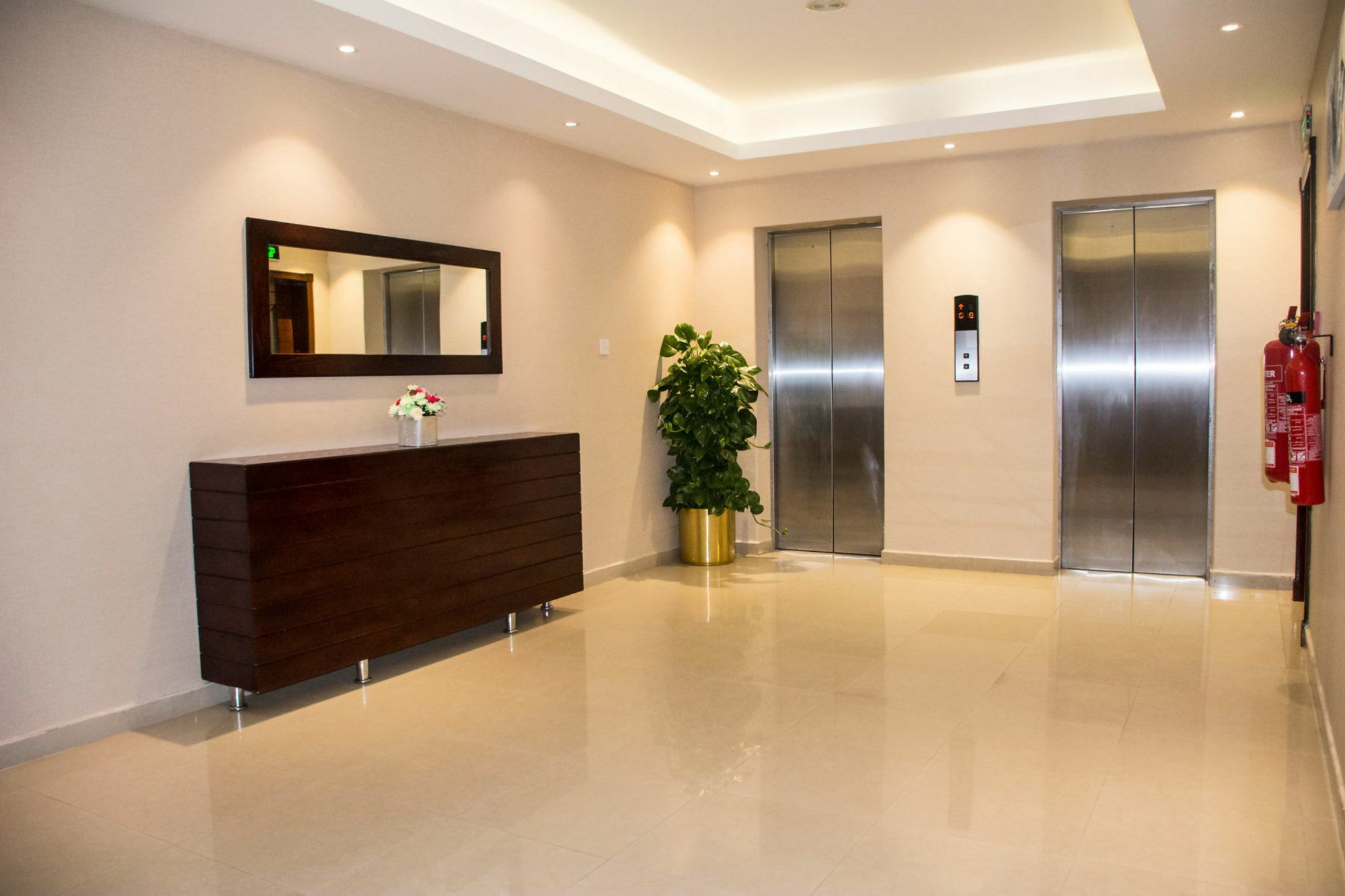 President Suites Apartments Manama Exterior photo